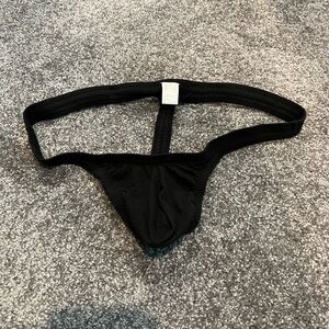 Mens Pouched Thong Size L